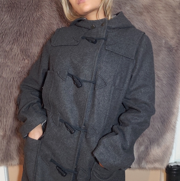Coat - Picture 1 of 4